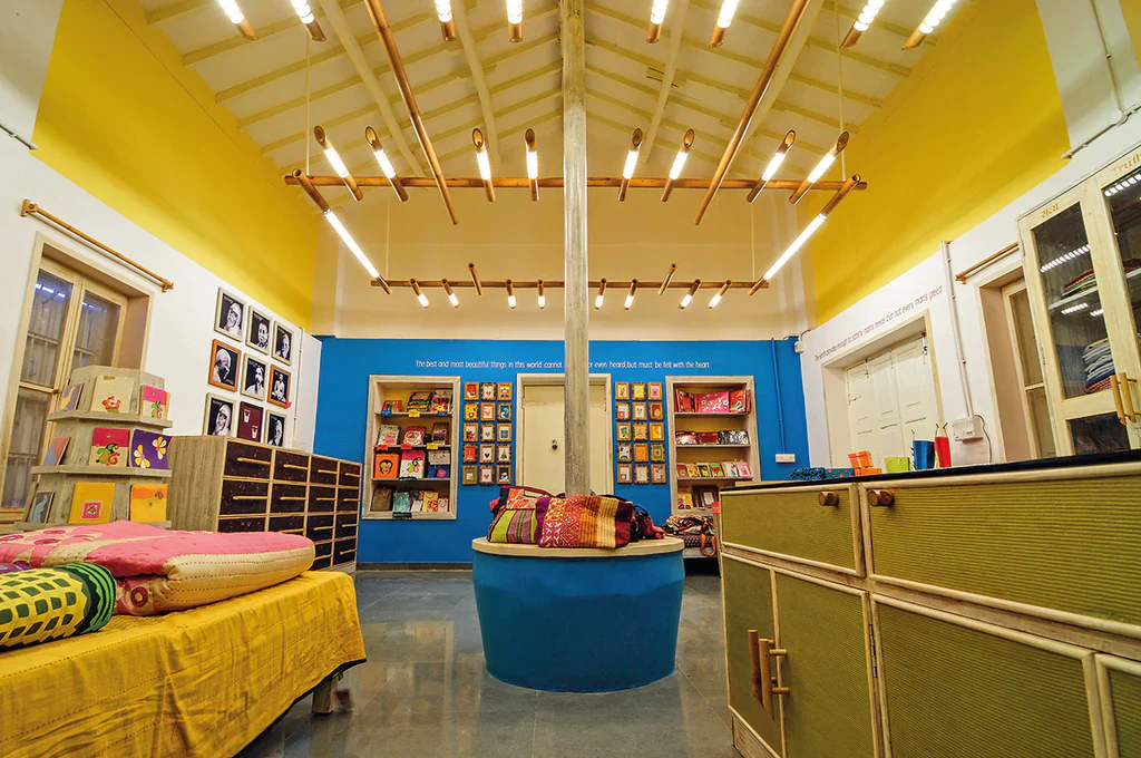 Indian Crafts Interiors - Image 4