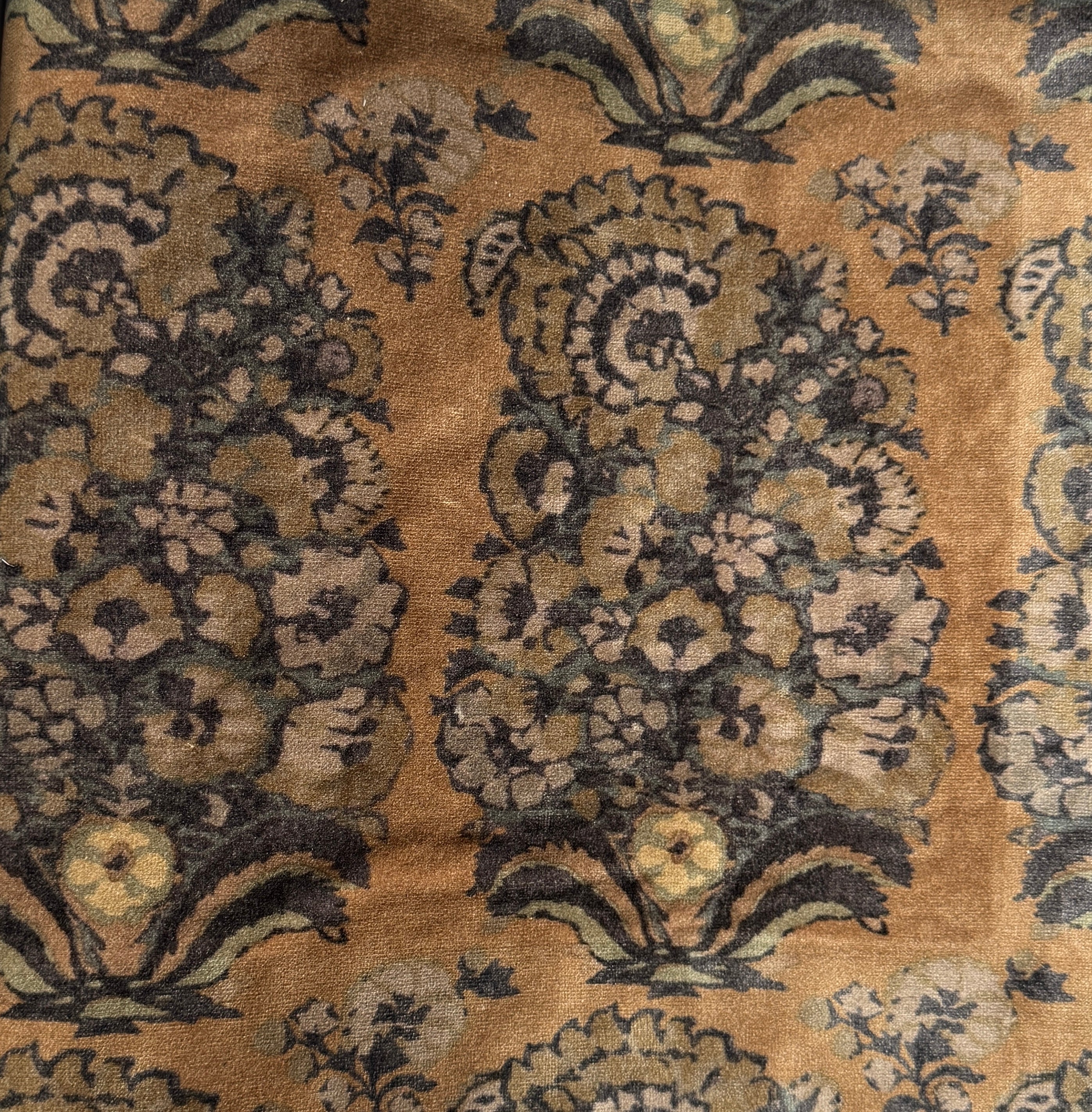 Sabyasachi | 'Company Paisley' Velvet Fabric - Image 4