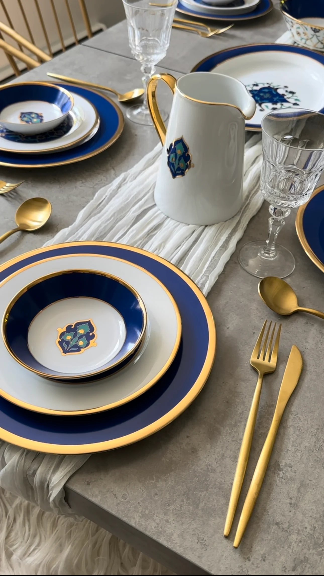 Shores of Persia Dinner Set (27-Piece) - Image 7