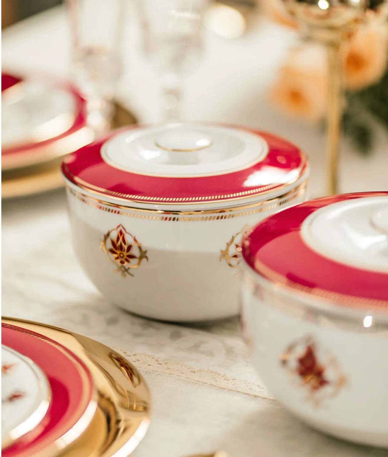 The Lotus at Fatehpur Dinner Set (27-Piece) - Image 9