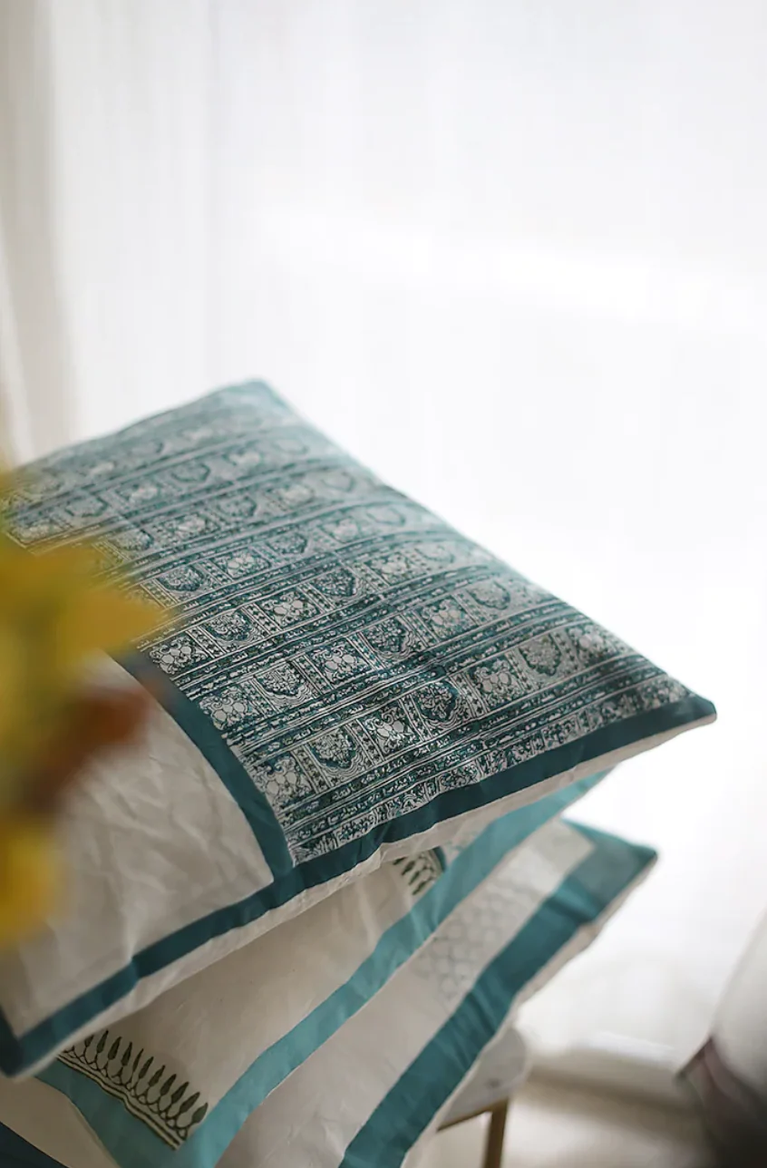 White & Blue Cotton Printed Cushion Covers (Set of 2) - Image 4